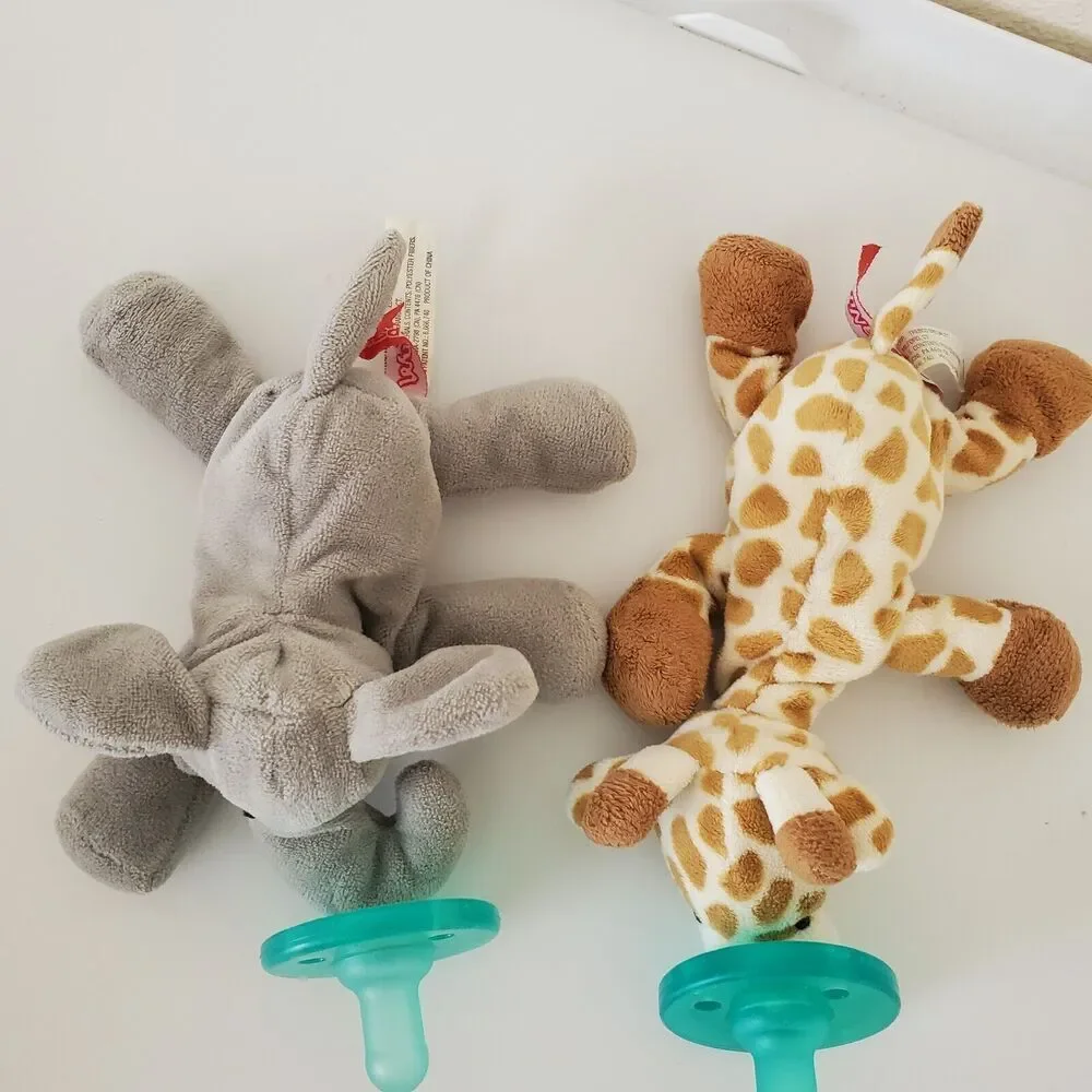 WubbaNub Cribmates Pacifier Holder Lot Giraffe Elephant Plush Baby Soother 3pc